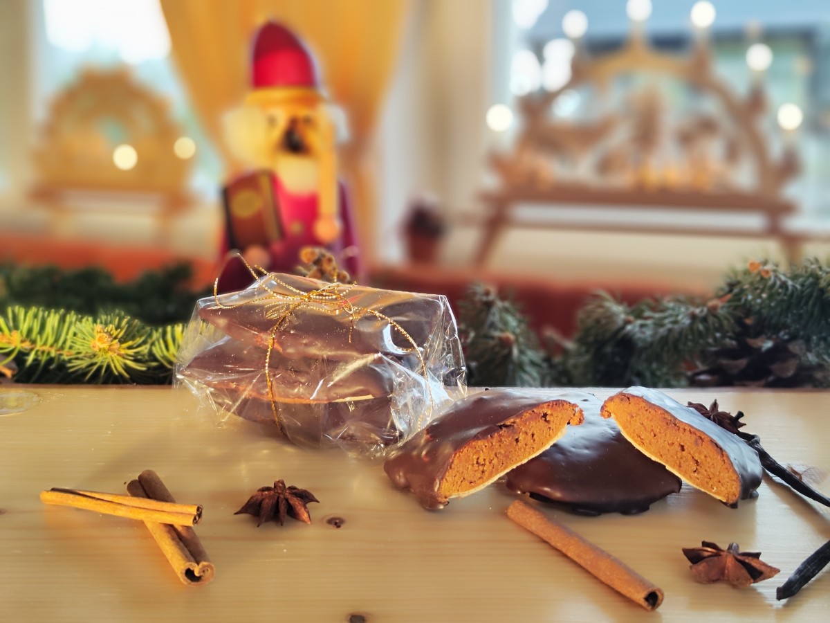 Oblatenlebkuchen mit Schokoladenüberzug – Café Rotter
